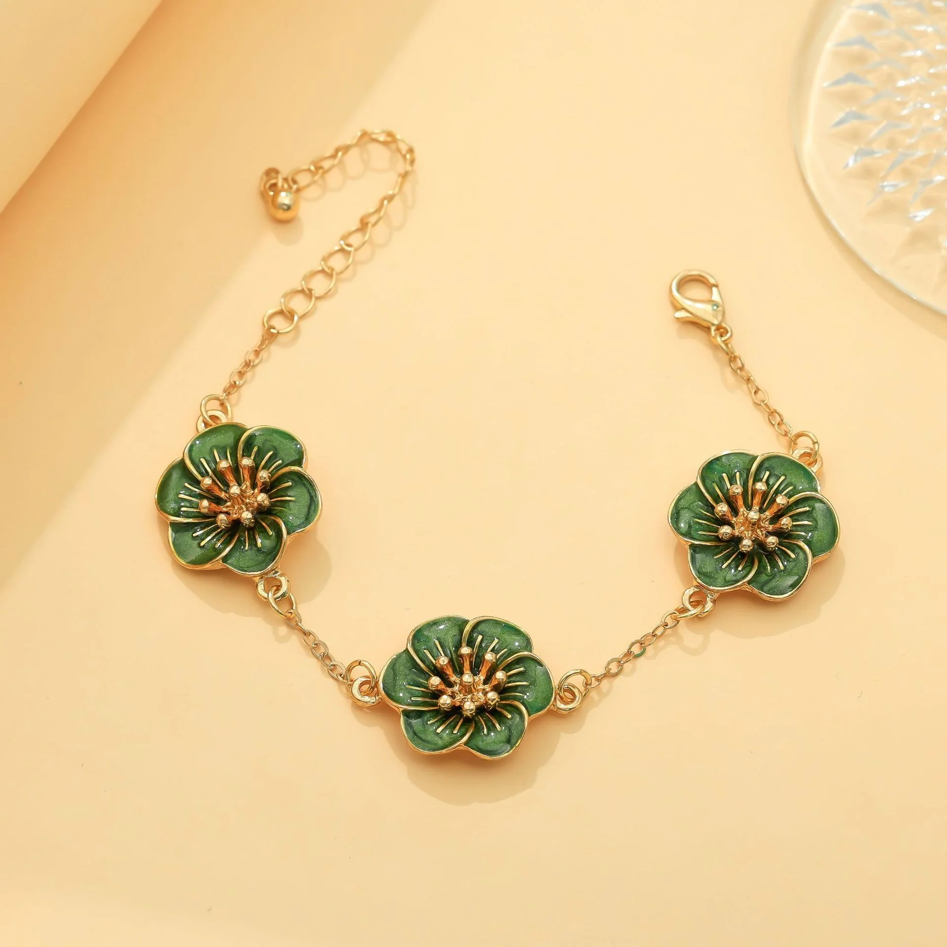 Vintage Emerald Green Link Bracelet
