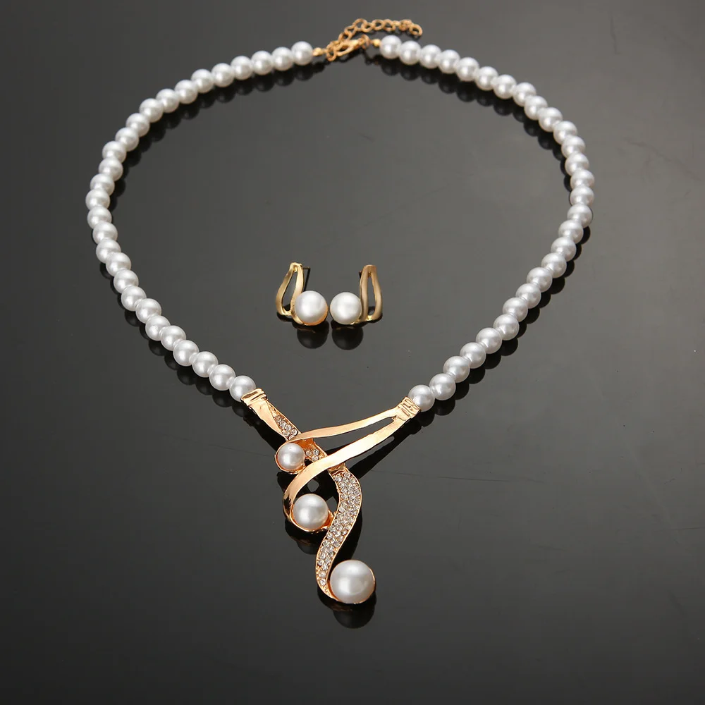 Golden Pearl Drop Pendant Set