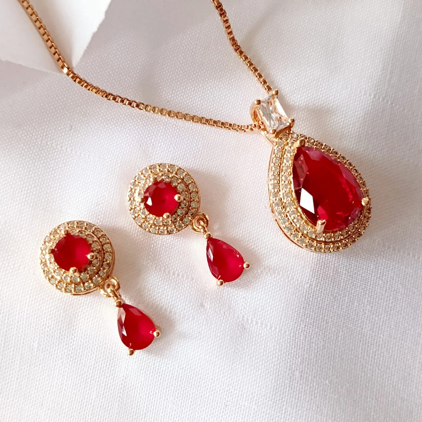 Ruby Drop Set product photo