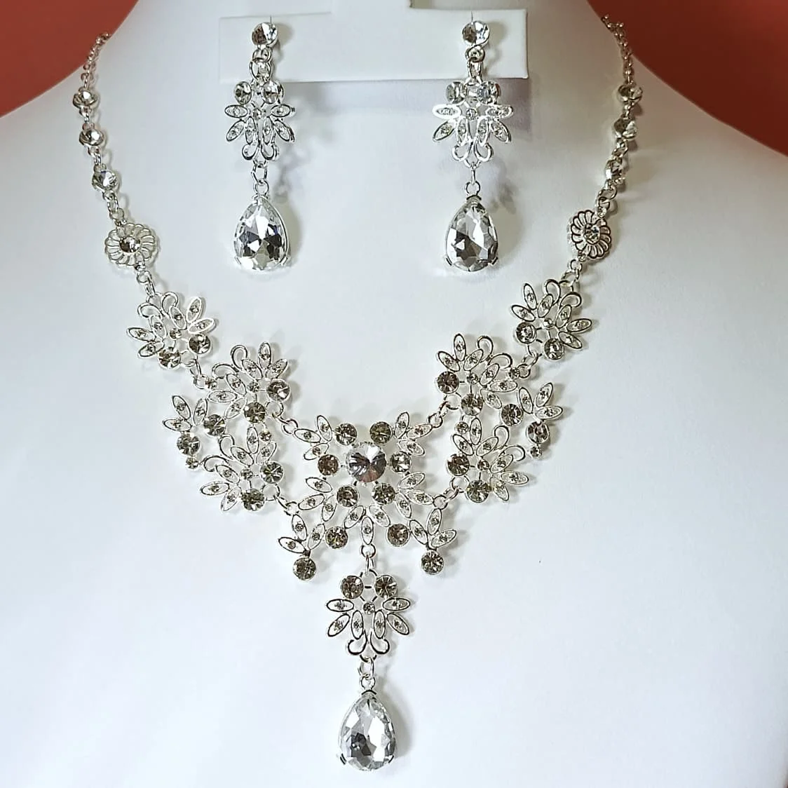 Pure White Bridal Statement Set - Image 1