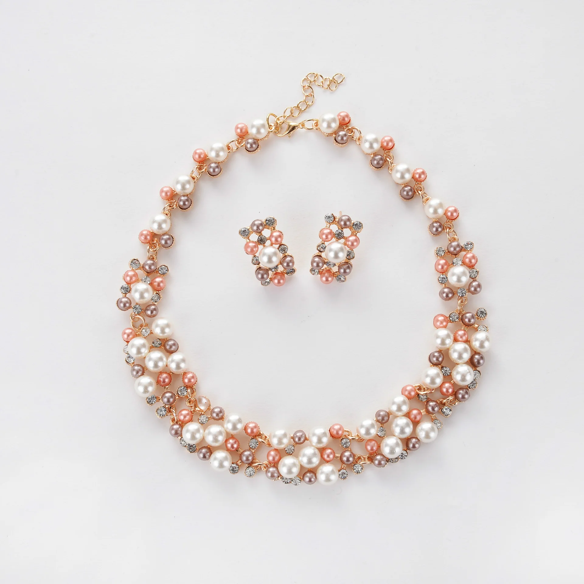White Pearl Banquet Set