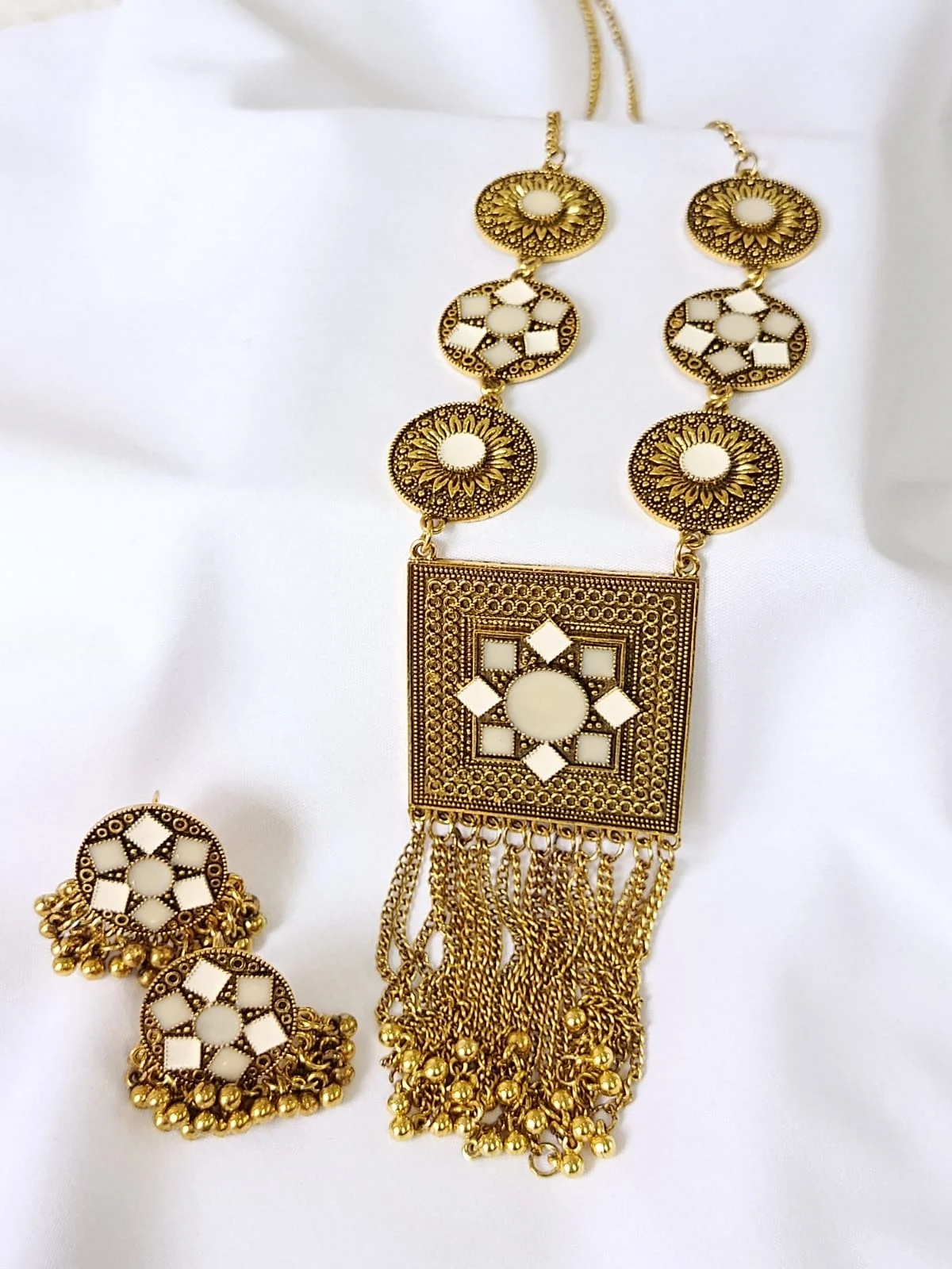 Tassel Charm Set, alternate product view 2