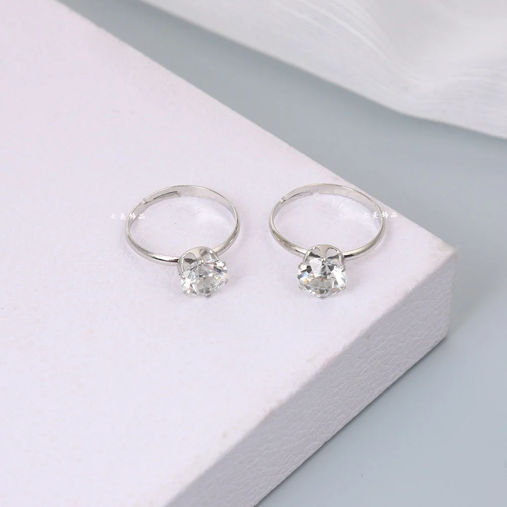 Solitaire Claw Set Ring (Silver)