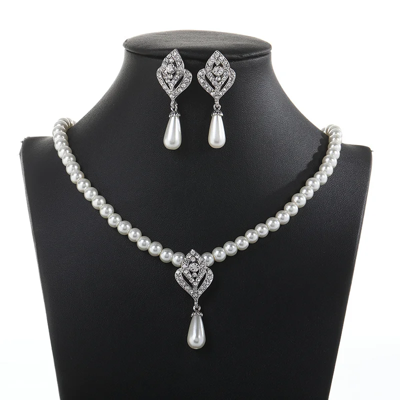 Classic Pearl Strand Set