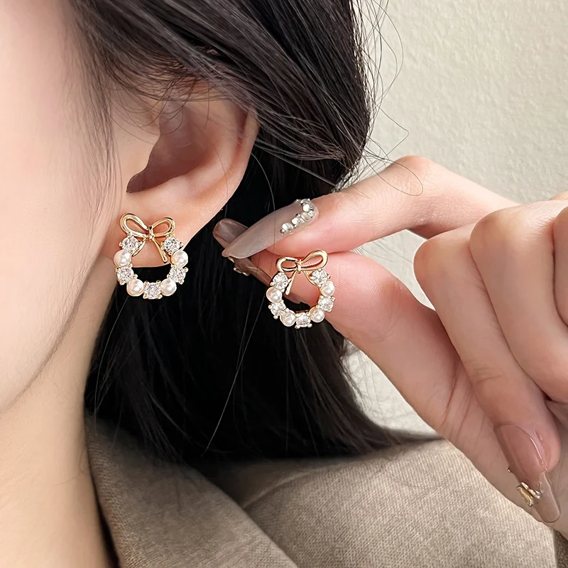 Comfort-Fit Pearl Ear Clips - Style 8