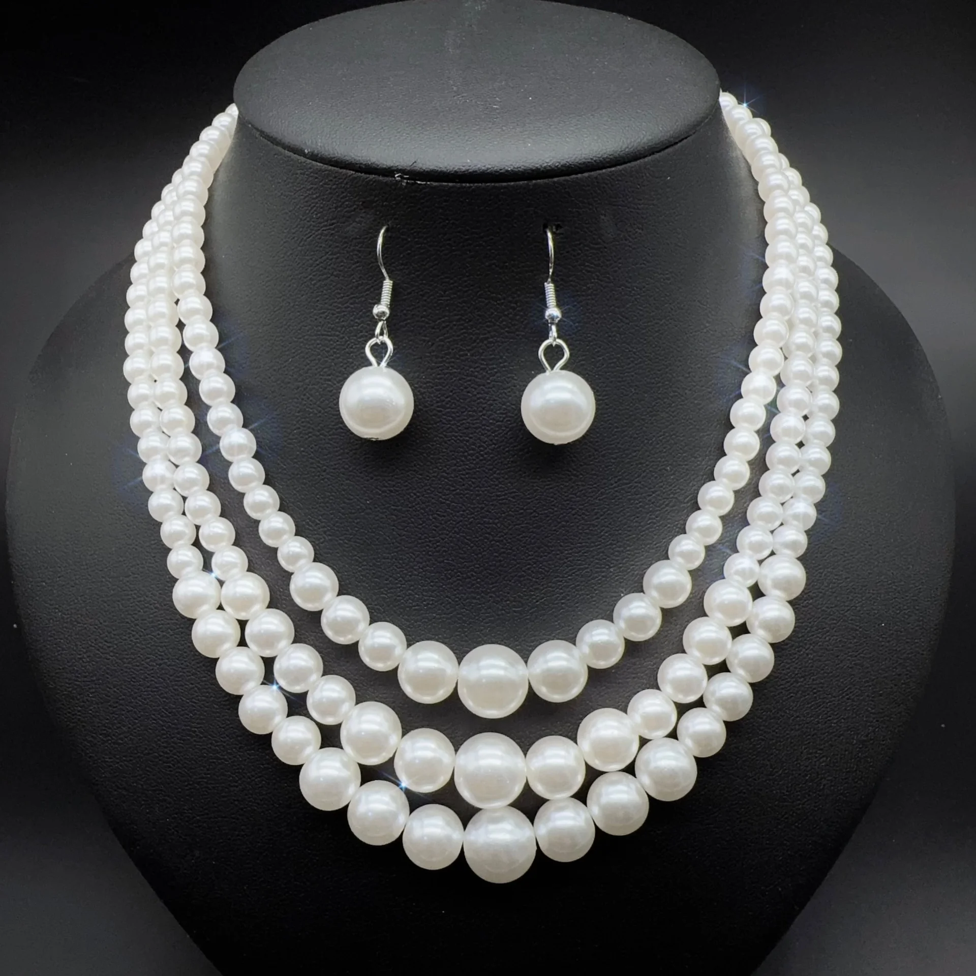 Multi-Strand Layered Pearl Set
