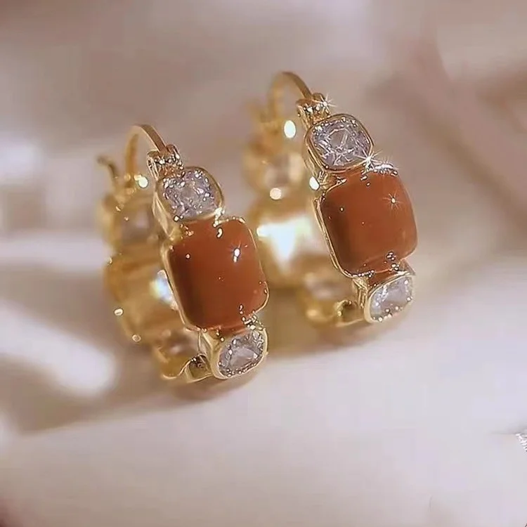 Minimalist Coffee Brown Studs