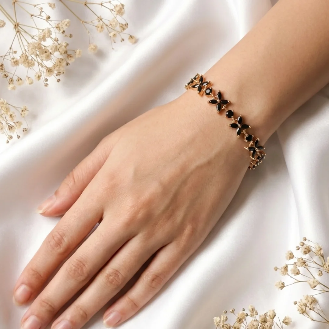 Noir Petal Bracelet - Image 2
