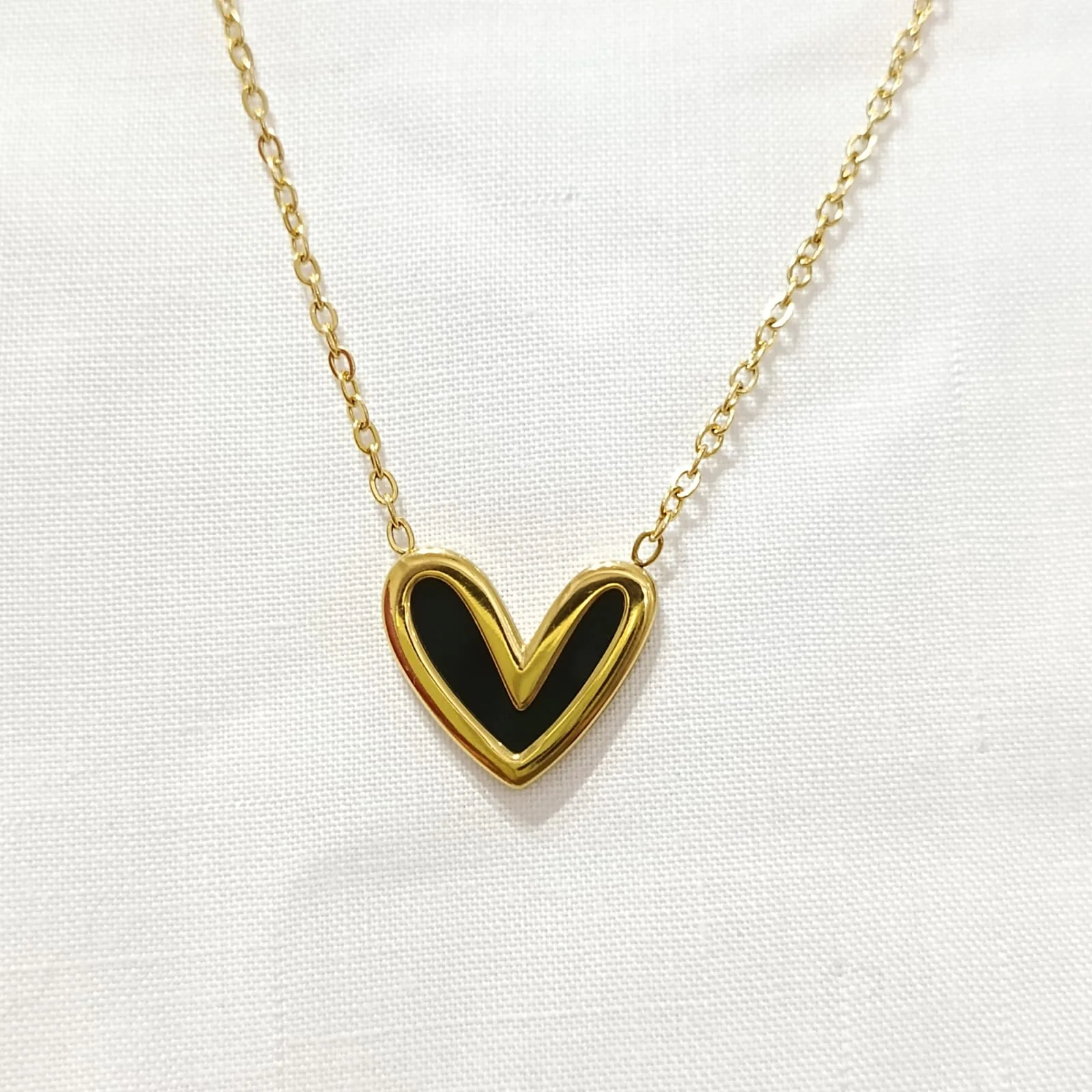 Heart Tone Pendant necklace, alternate product view 2