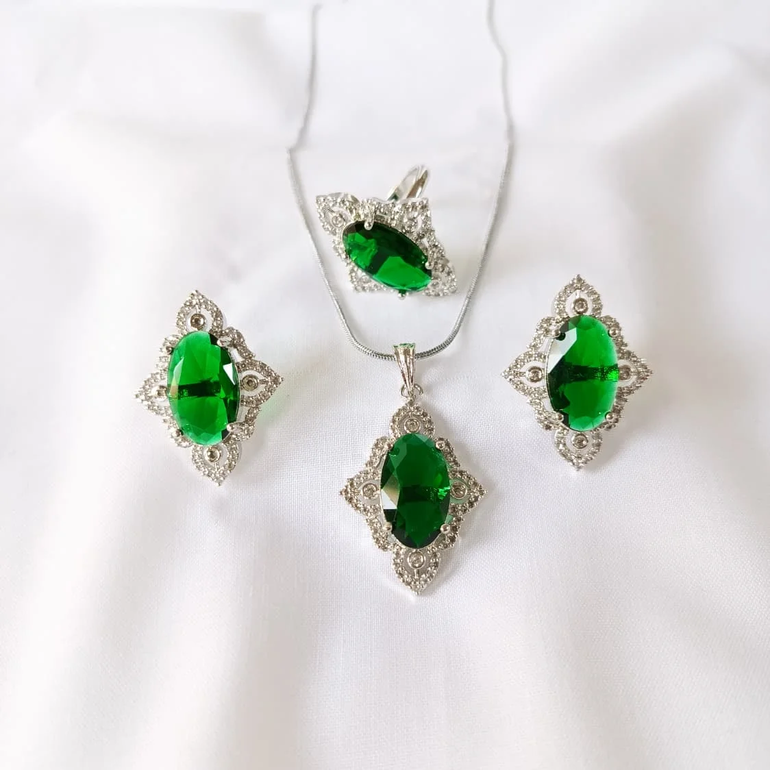 Marquise Jewelry Set, alternate product view 2