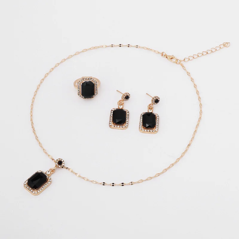 Retro Onyx Style Pendant Set (Black)