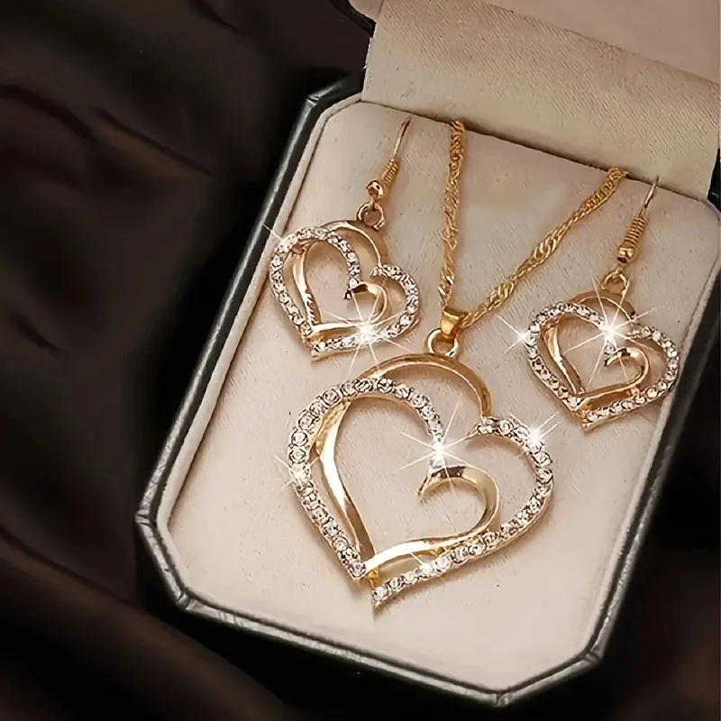 Hollow Heart Gold Outline Set