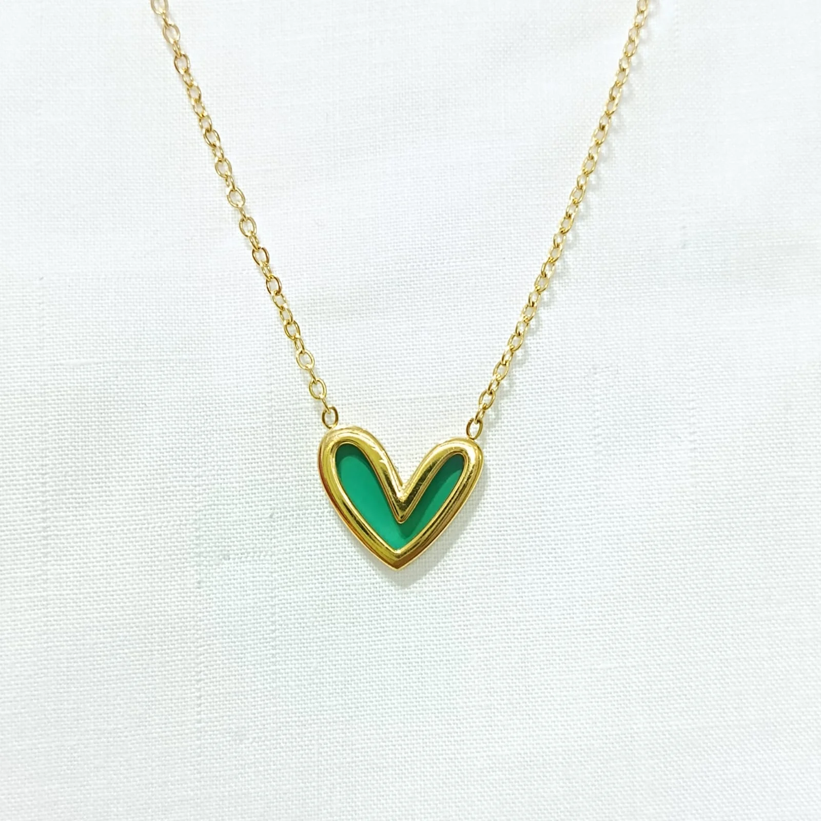 Heart Tone Pendant necklace, alternate product view 3